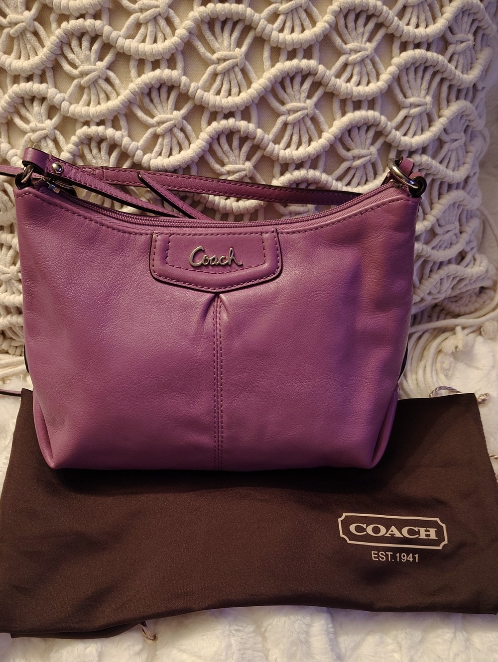 Small Coach Purple Leather Hobo Shoulder Bag, Good Condition.